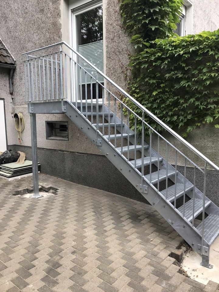 Fluchttreppe Stahltreppe Treppengeländer Metallbau in Gelsenkirchen