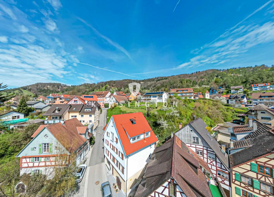 Kernsaniertes, hochwertiges Mehrfamilienhaus mit Aufzug  und exklusiver Maisonette-Wohnung im DG in Sipplingen