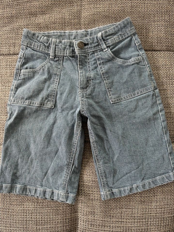 Topolino Shorts, Gr 128, kurze Hose in Selmsdorf