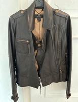 Damen Biker echt Leder Jacke in dunkelbraun von Mango Größe XS Nordrhein-Westfalen - Rösrath Vorschau