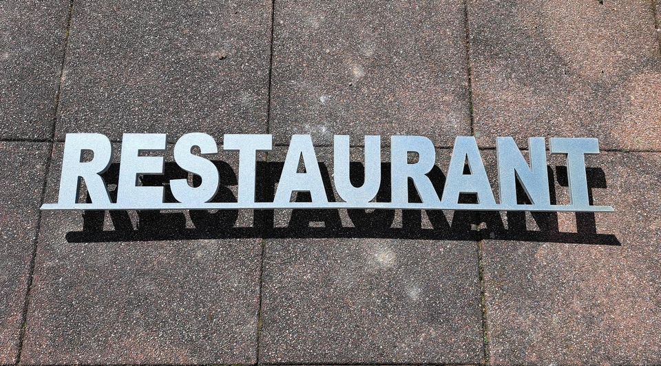 Buchstabenschild Restaurant Gastronomie in Isny im Allgäu