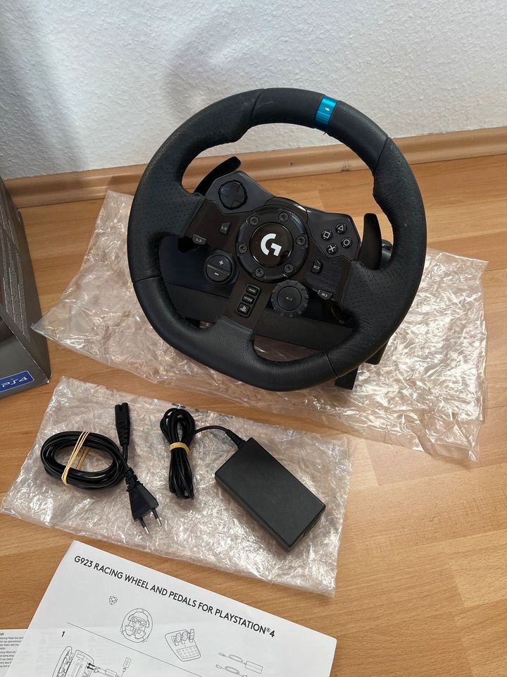 Logitech G923 Rennlenkrad und Pedale für PS4 & PS5 in OVP Lenkrad in Hagen