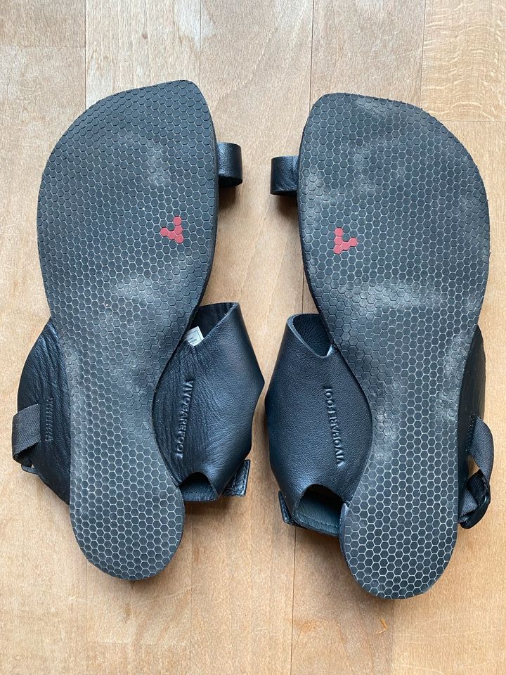 Sandalen vivobarefoot wie neu in Lüneburg