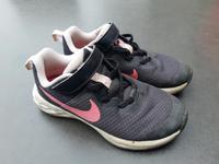 Sportschuhe Nike Running Gr. 31,5 Brandenburg - Cottbus Vorschau