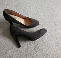 NEUE/ungetragene Buffalo Pumps/Heels, Wildleder, Gr. 41 Niedersachsen - Hodenhagen Vorschau