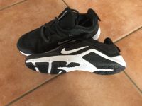 Nike Fitness Turnschuhe Sneaker Gr. 38 Hessen - Mittenaar Vorschau