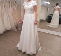 Brautkleid ivory Gr. 38, einzigartiger Rücken aus Spitze Bayern - Vilshofen an der Donau Vorschau