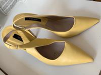 Sling pumps von Zara Gr. 37/38 Bayern - Unterhaching Vorschau