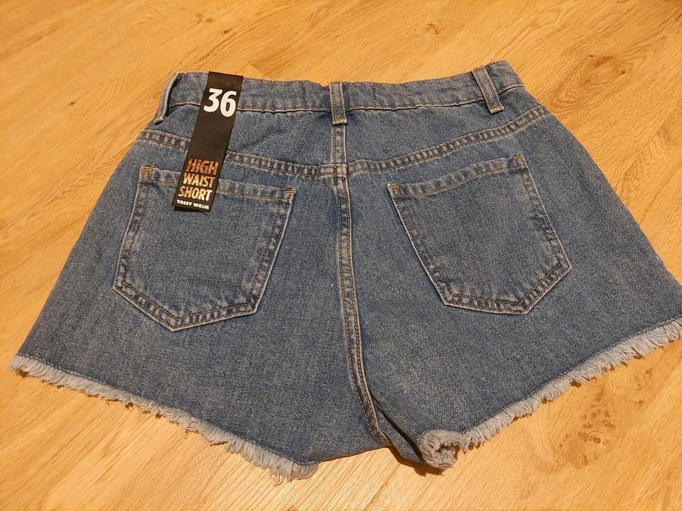 Tally Weijl/ Gr. 36 / Neu / High waist Short / Hotpants in Mindelheim