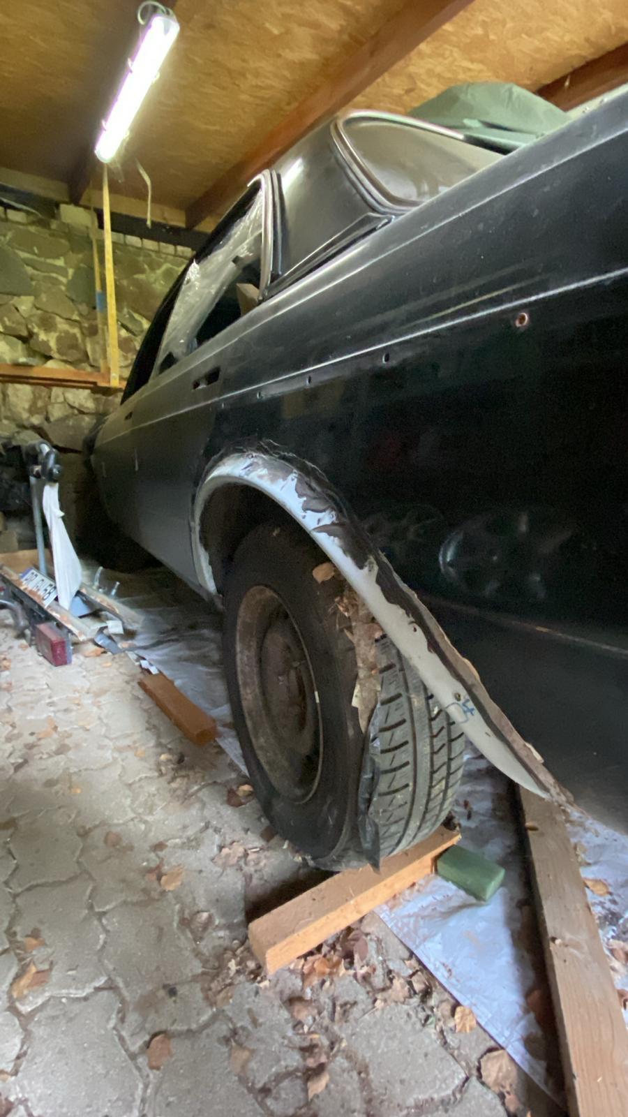 Abbildung des Autos Mercedes 123 D &#x2F; 24…