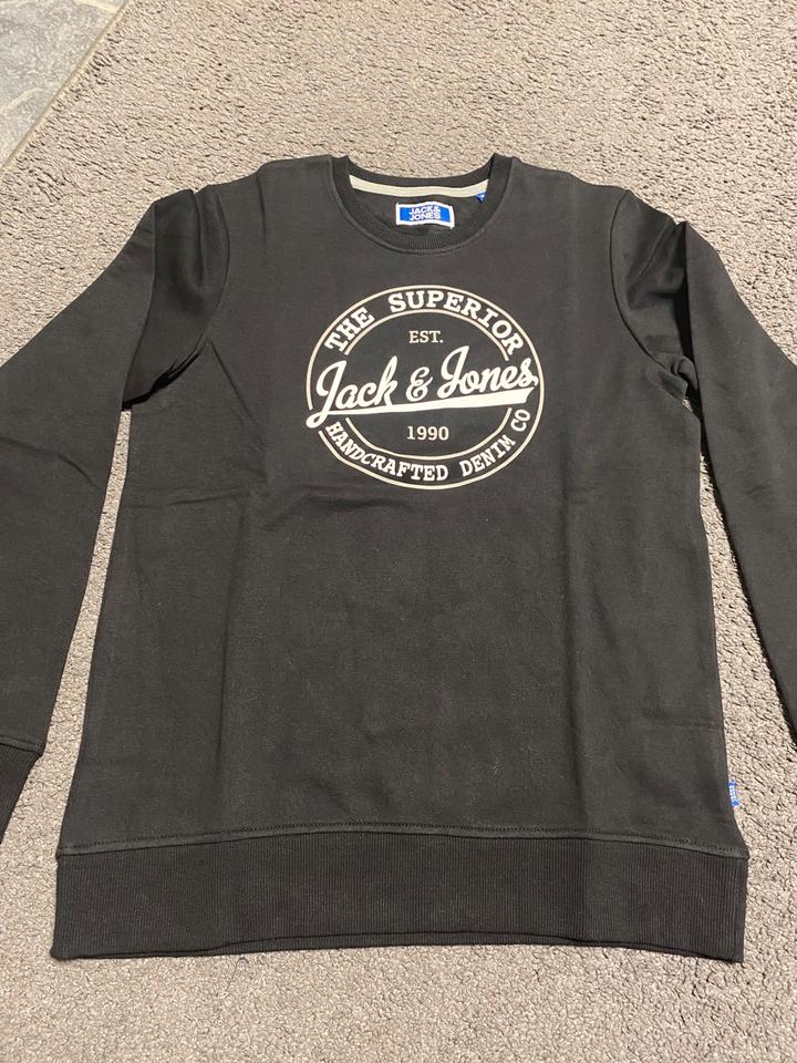Neuer Jack &Jones Pulli,152,164,jungen Pullover,and,Sweatshirt in Gießen