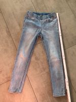 H&M Jeans hellblau Leggings Denim Größe 122 Niedersachsen - Calberlah Vorschau