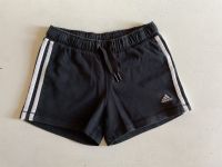 Adidas Shorts Gr.140. Versand möglich +1,70€ Bayern - Grafenwöhr Vorschau