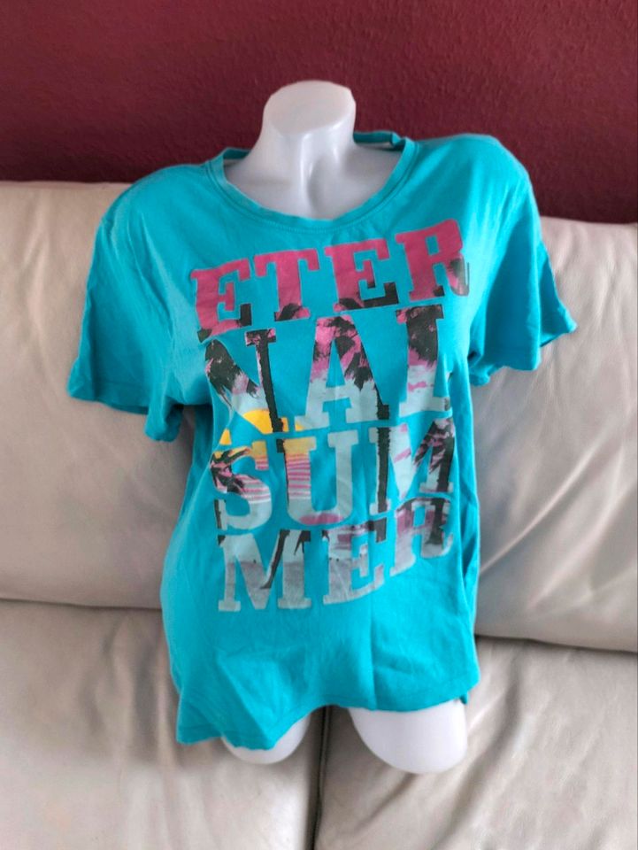 T-Shirt blau pink bunt gelb Baumwolle Palmen Sonne in Schwieberdingen