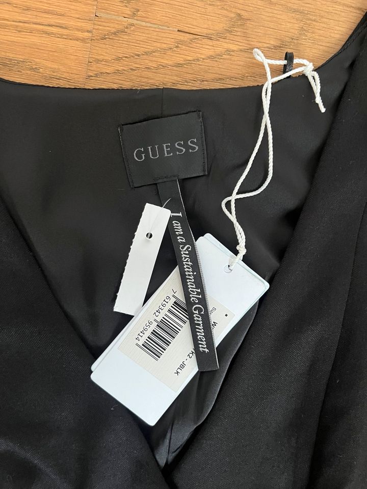 Guess Etuikleid XS/34 Neu in Bergneustadt