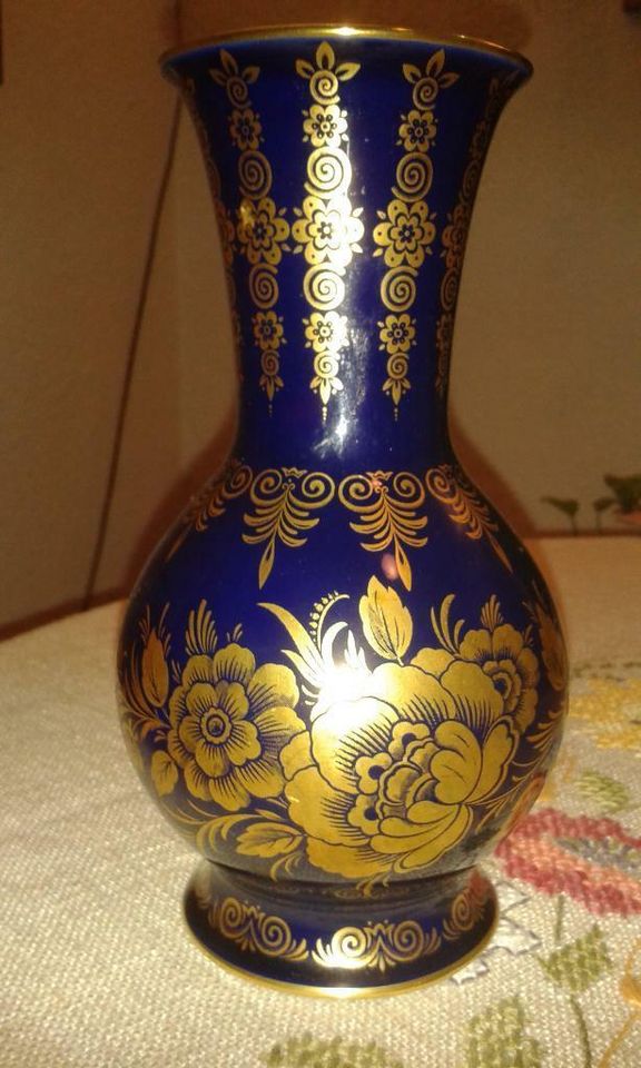 Lindner und Kueps Vase "golden flower" echt cobalt in blau 20 cm in Ahnatal