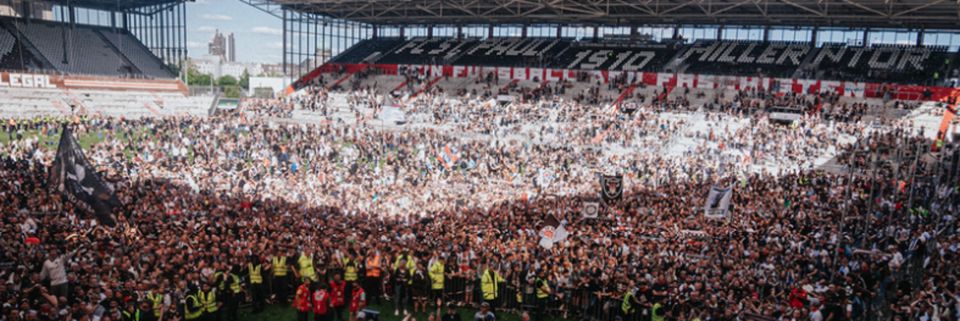 FC St. Pauli -3- VIP Dauerkarten Haupttribüne ab Saison 24/25 in Quickborn