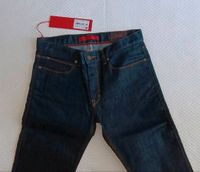 HUGO BOSS Jeans 708 slim fit 30/32 NEU mit Etiketten NP € 119 Mecklenburg-Vorpommern - Redefin Vorschau