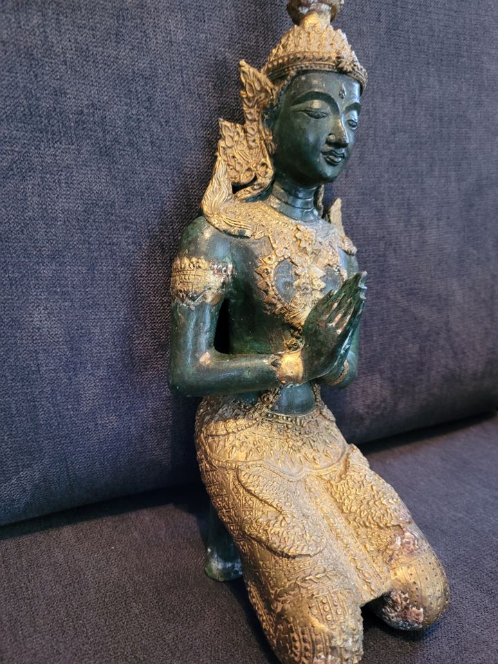 Alte Asiatika Bronze Figur, Buddha Gottheit,Tempelfigur in Ulm