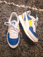 Puma Sneaker Gr.42,neuwertig! Hessen - Oberursel (Taunus) Vorschau