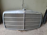 Kühlergrill Mercedes W114 W115 Strich 8 Hessen - Hosenfeld Vorschau