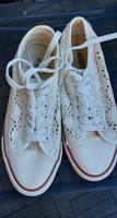 Sneaker Lochspitze Beige Gr. 40 Bayern - Uffing Vorschau
