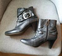 S'Oliver Stiefel Stiefelette Gr. 36 Schleswig-Holstein - Heikendorf Vorschau