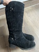 Wunderschöne Stiefel von UGG Australia, Größe 38, UGG Boots Hessen - Biedenkopf Vorschau