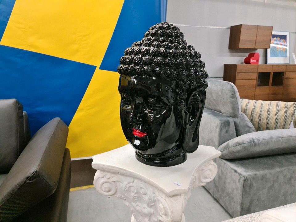 Kopf des Buddha-Skulptur in Stuttgart