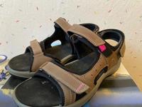 Schuhe / Sandale / Outdoorkschuh Nordrhein-Westfalen - Wermelskirchen Vorschau