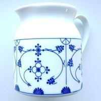 Milch Kännchen Krug Kahla Indisch Blau Julius Lange unter Glasur Niedersachsen - Bad Salzdetfurth Vorschau