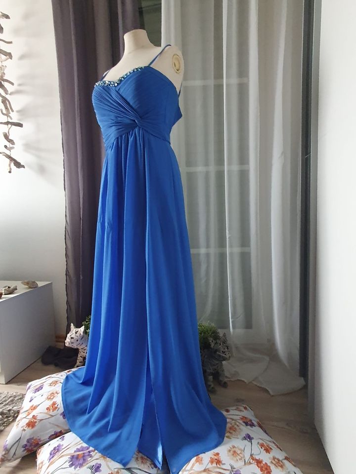 Abendkleid blau in Wettstetten