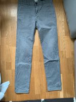 Chinohose von H&M Gr. 30 grau Mecklenburg-Vorpommern - Greifswald Vorschau