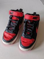 Nike Schuhe, rot schwarz Gr. 37,5 Niedersachsen - Einbeck Vorschau