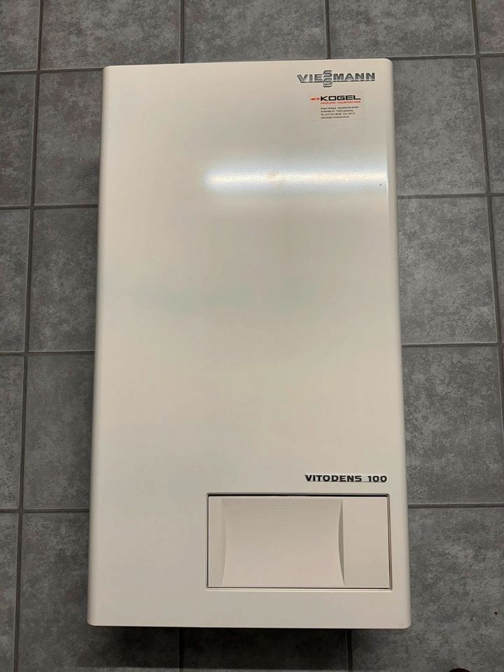 Viessmann Vitodens 100 Abdeckung ! in Leonberg