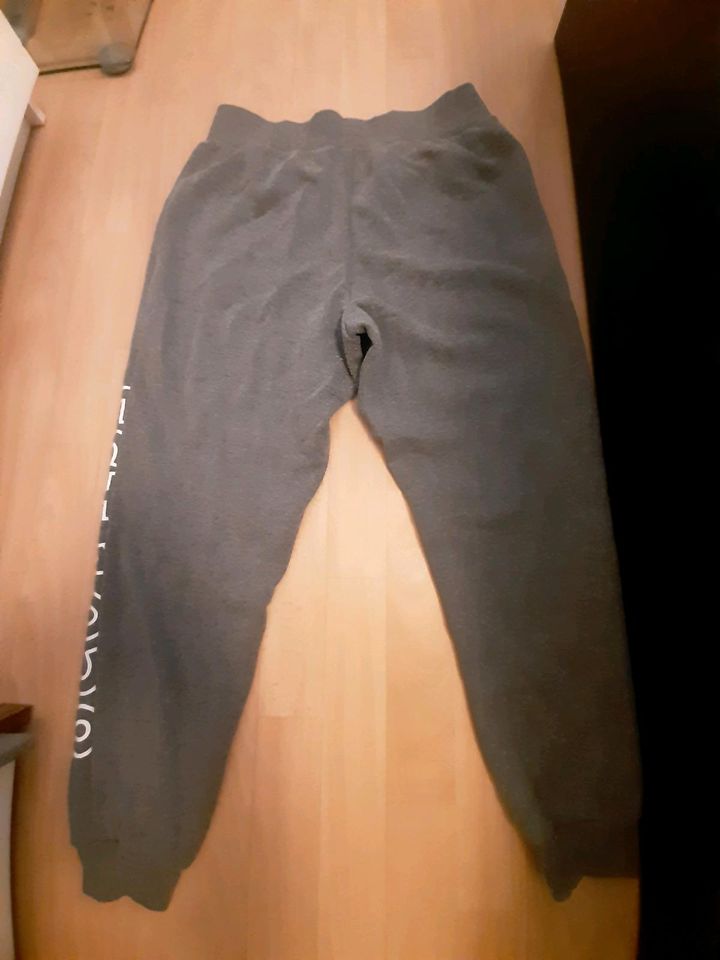 Mickey Mousse Jogginghose Gr.XL in Schlotheim