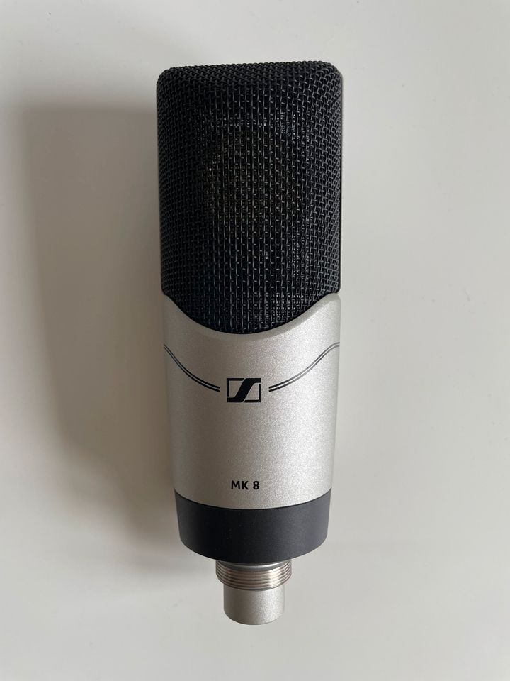 Sennheiser MK 8 microphone desk set in München