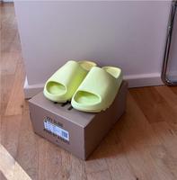 NEU Adidas Yeezy Slide Glowgreen Größe 8 / 42 Berlin - Mitte Vorschau