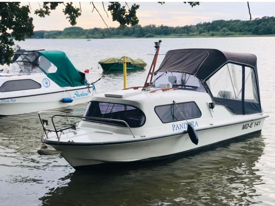 Gepflegtes Kajütboot mit 50 PS Honda Außenborder zu verkaufen in Hecklingen