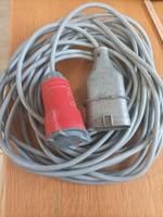 380 Volt Verlängerung mit DDR Aluguss Stecker Sachsen - Ellefeld Vorschau
