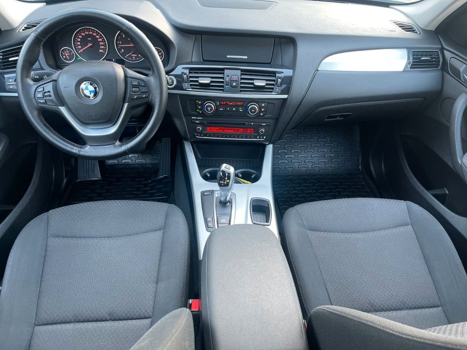 BMW X3 xDrive30d-Panorama-1.Hand-18"LM-Standheizung in Georgsheil