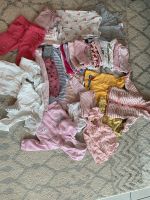 Riesen Baby-Set Kleidungsset 62/68 Mädchen Nordrhein-Westfalen - Rösrath Vorschau