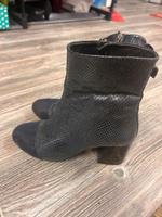 Blaue Stiefeletten 37 Schlangenlederoptik Thüringen - Gotha Vorschau