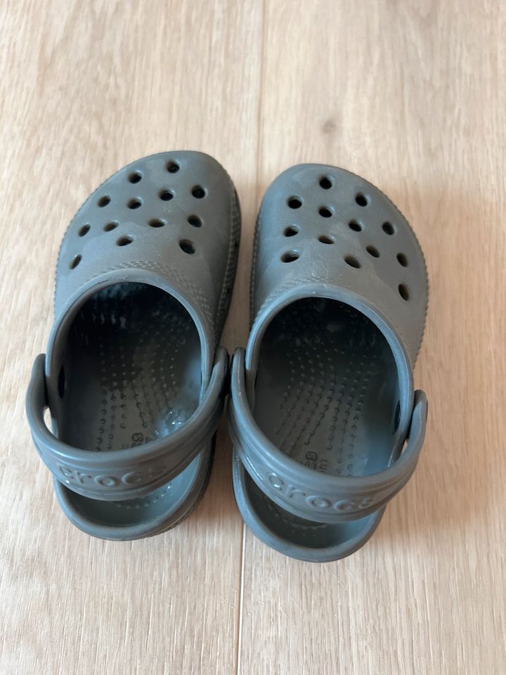 Crocs Schuhe in Würzburg