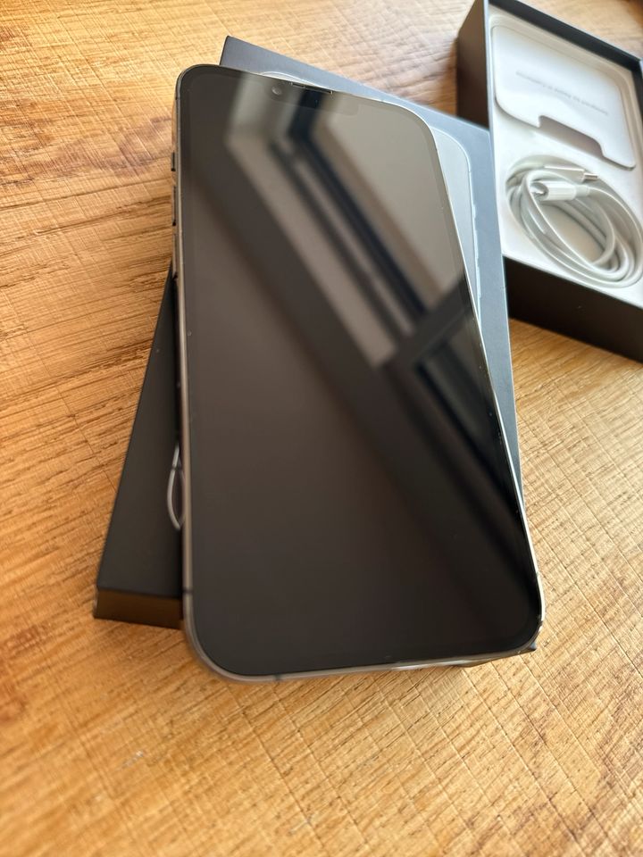 iPhone 13 Pro 128 GB Graphite grau wie neu in Dresden