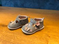 Schicke Sandalen Schuhe Kinderschuhe Größe 20 Hessen - Lorsch Vorschau