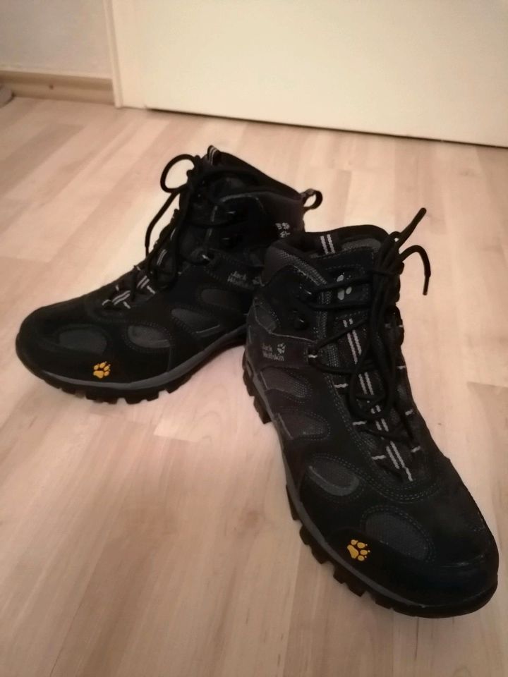 Wander Schuhe Jack Wolfskin, Größe 39, 1 x getragen in Hameln