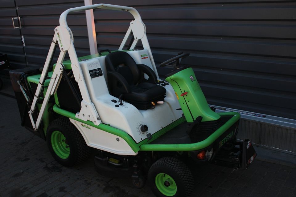 Etesia Hydro H 124 D  RASENTRAKTOR Rasenmäher Aufsitzmäher in Offenbach