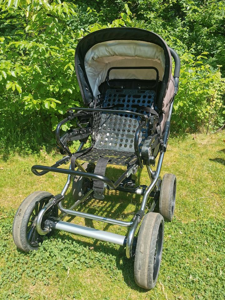 Emmaljunga Kinderwagen, Babywanne, Sportsitz in Kiel