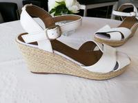 Edle Sandalen Basic Leder - Neu! Stuttgart - Birkach Vorschau